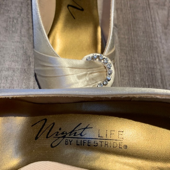 Night Life by Life Stride 8 - Picture 6 of 9